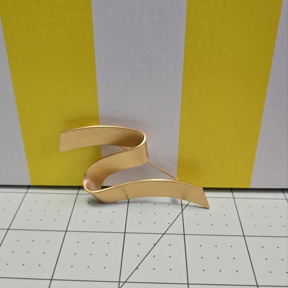 Monet Gold-Tone Ribbon Brooch